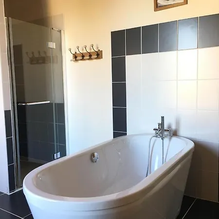 La Maison De Villars Дом отдыха Pressac